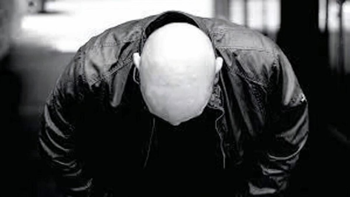 Thomas Glavinic verbeugt sich